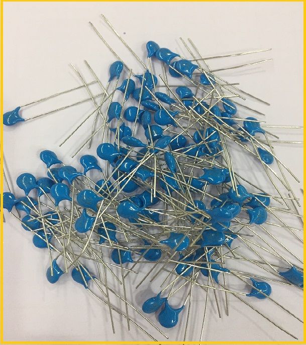 藍(lán)色瓷片電容與土黃色瓷片電容的區(qū)別